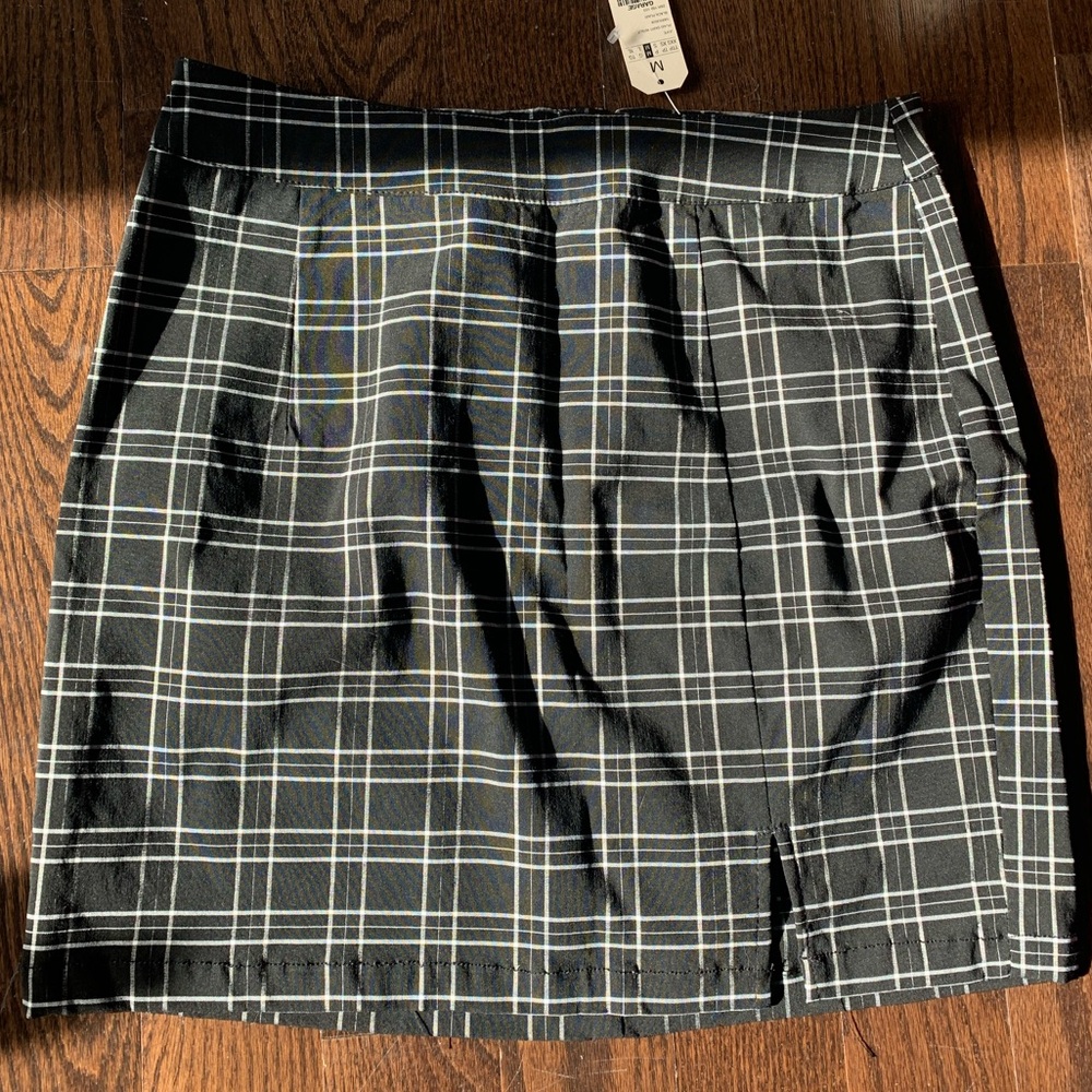 Black mini skirt